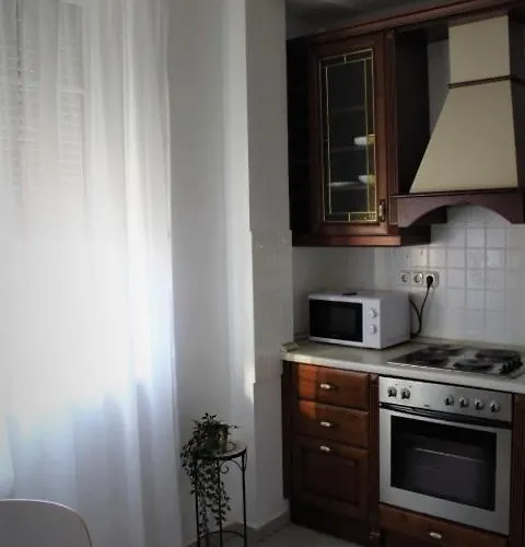 Cozy Nest With Free Parking *