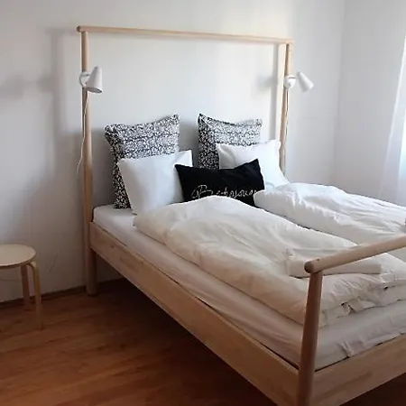 Cozy Nest With Free Parking アパート