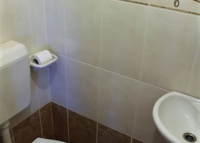 Apartamento Cozy Nest With Free Parking